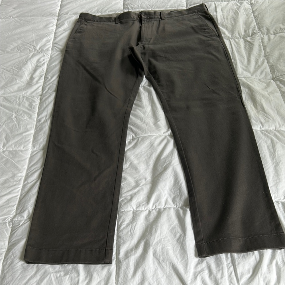 J. Crew Flex Slim Men’s Gray Chinos Comfortable Cotton Blend. Size 36x32.